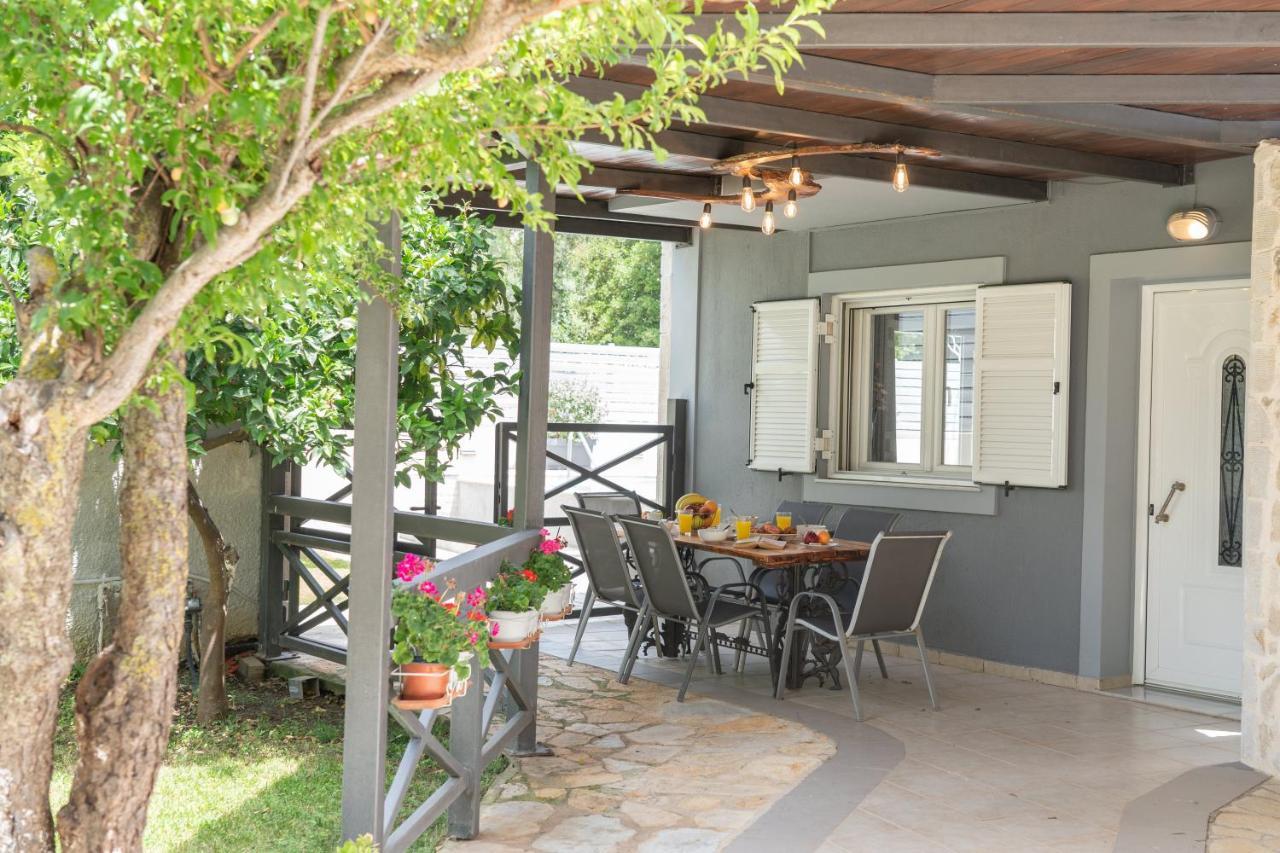 Popi'S Villa Svoronata Exterior foto
